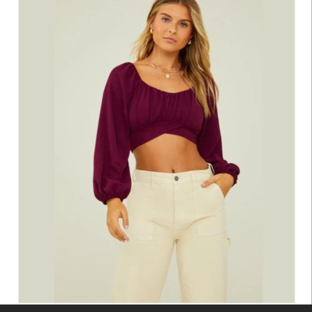 Altar'd State Crop XXL (Size 16)